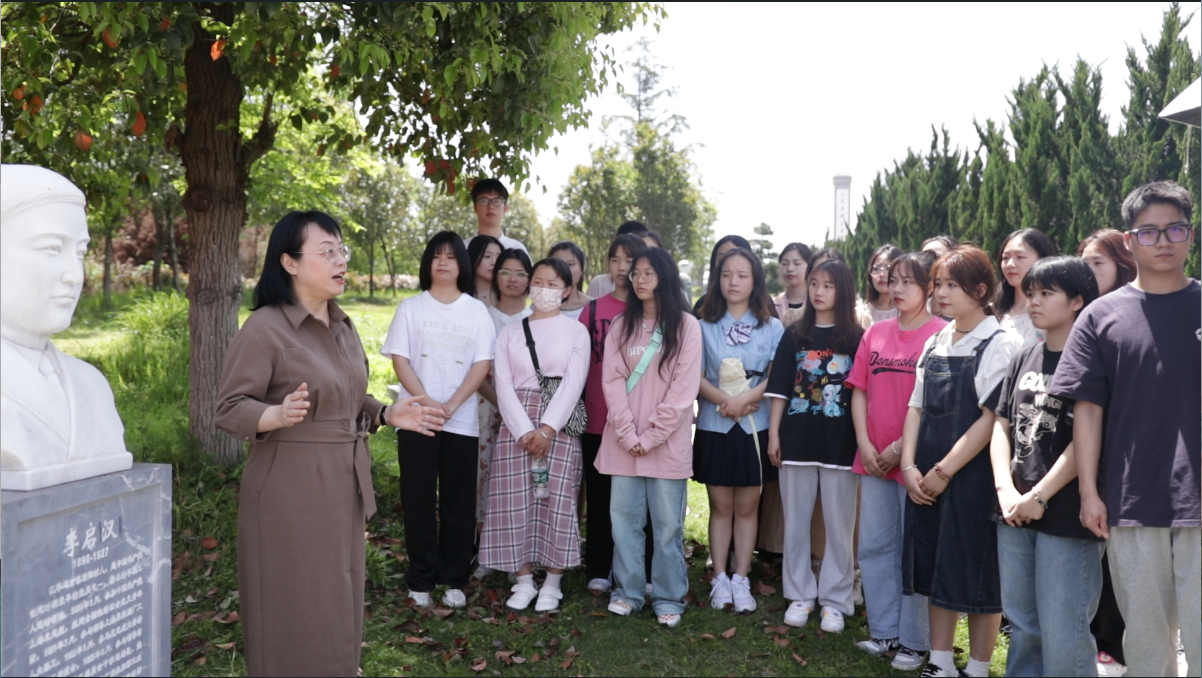 华体会官方版网站登录入口.png 华体会官方版网站登录入口.png