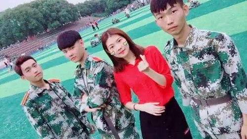 mmexport1512738543994 mmexport1512738543994