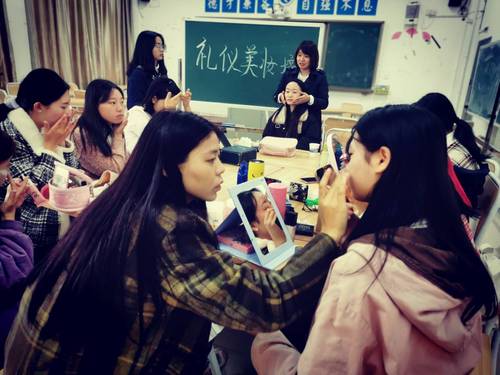 Cache_-58e3bc8baccc8301. Cache_-58e3bc8baccc8301.