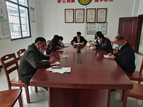 华体会官方版网站登录入口驻邑口村工作队：硬核担当扛在肩，防疫战场冲在前