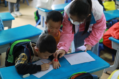 435554BEBA5CF0D8E0B5B9A17A63C51A